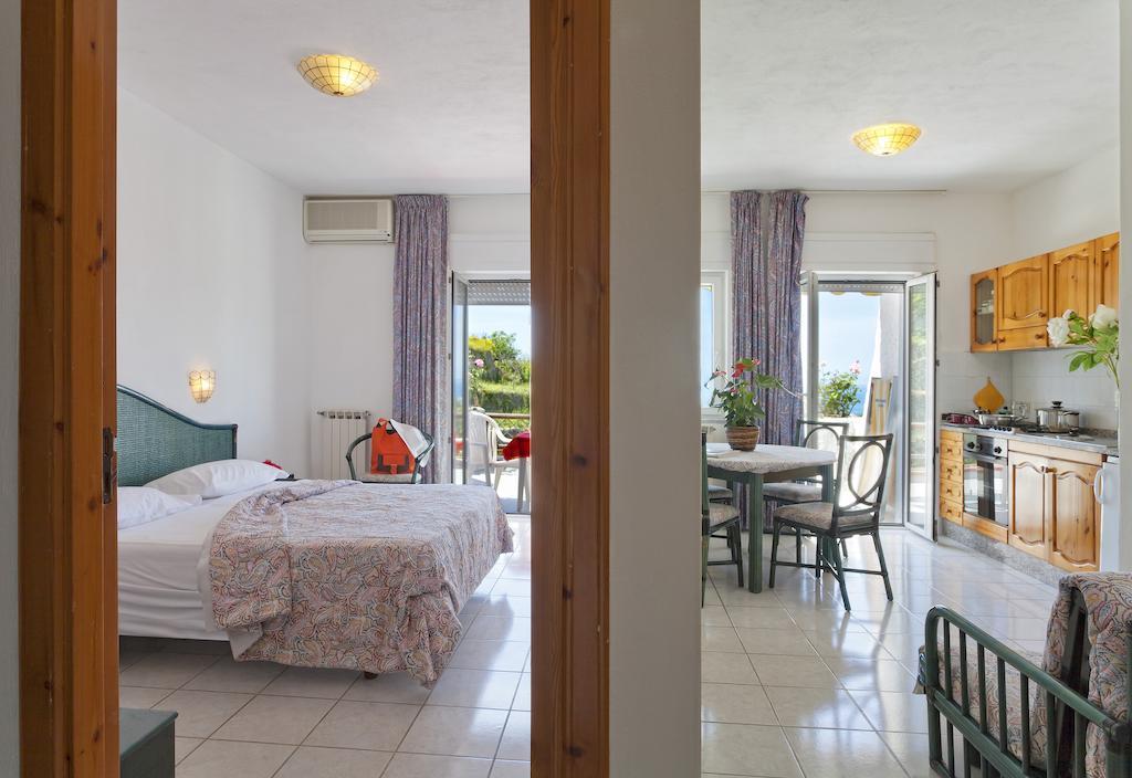 Parco Residence La Rosa Forio di Ischia エクステリア 写真